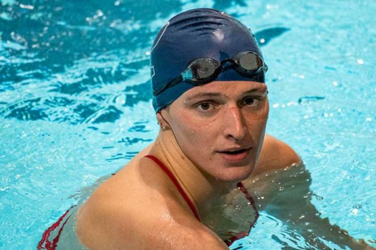 นโยบายว่ายน้ำใหม่ของสหรัฐฯ อาจส่งผลกระทบต่อนักกีฬาข้ามเพศ